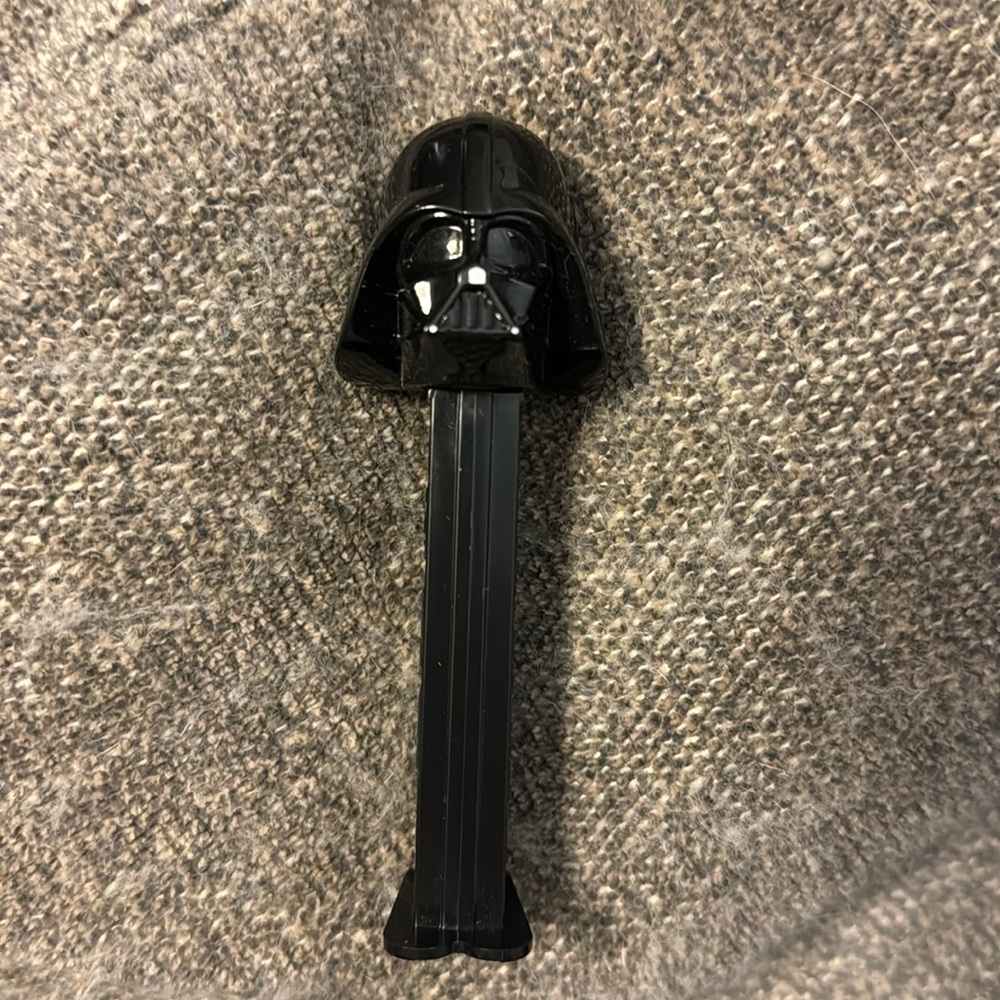 Darth Vader Star Wars PEZ dispenser 2015